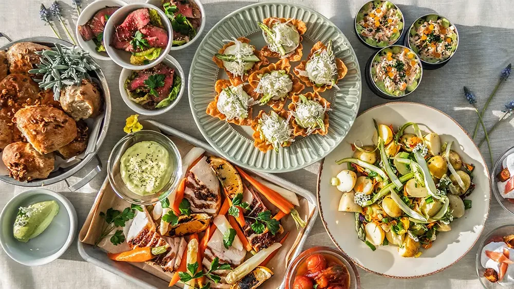 buffébord med vårens catering buffé