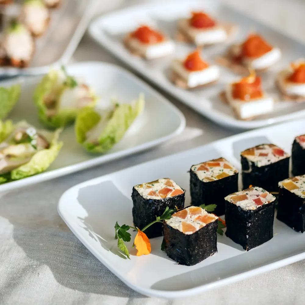 fat med vårens snittar för catering i Uppsala och Stockholm